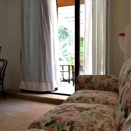 Porticciolo Bed & Breakfast